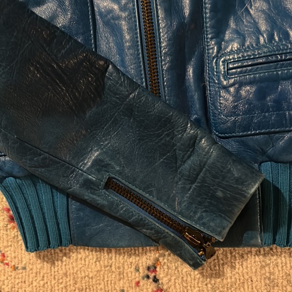 Vintage leather jacket - Picture 4 of 9